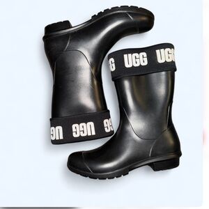 UGG | Shoes | Ugg Classic Boom Ankle Boot | Poshmark